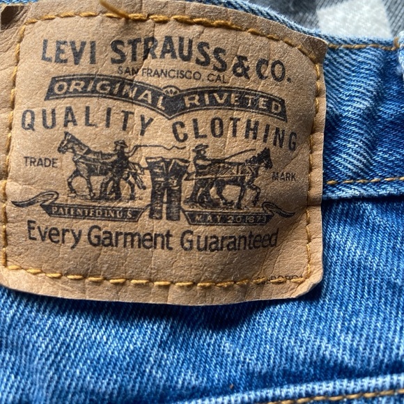 Vintage 1980s Levi’s orange tabs jeans - Picture 3 of 5